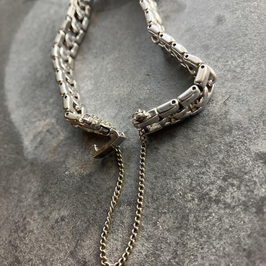 [Б/У] Проверено и работает женские часы SEIKO Tissé с браслетом-сердечком