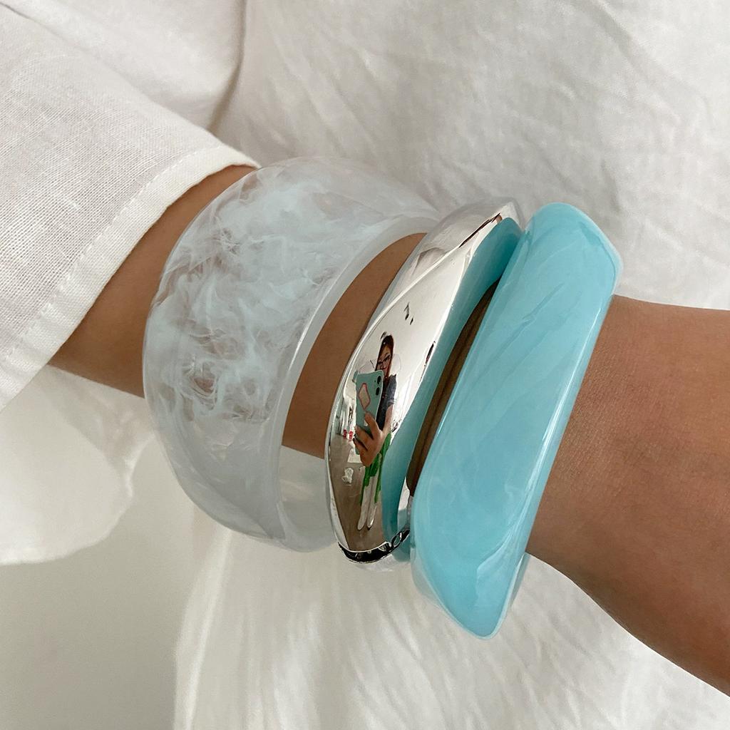 Ingemark 3 Styles Boho Irregular Resin Chunky Bangles for Women Y2K Vintage Glossy Geometric Wide Bracelets Hand Jewelry Gift