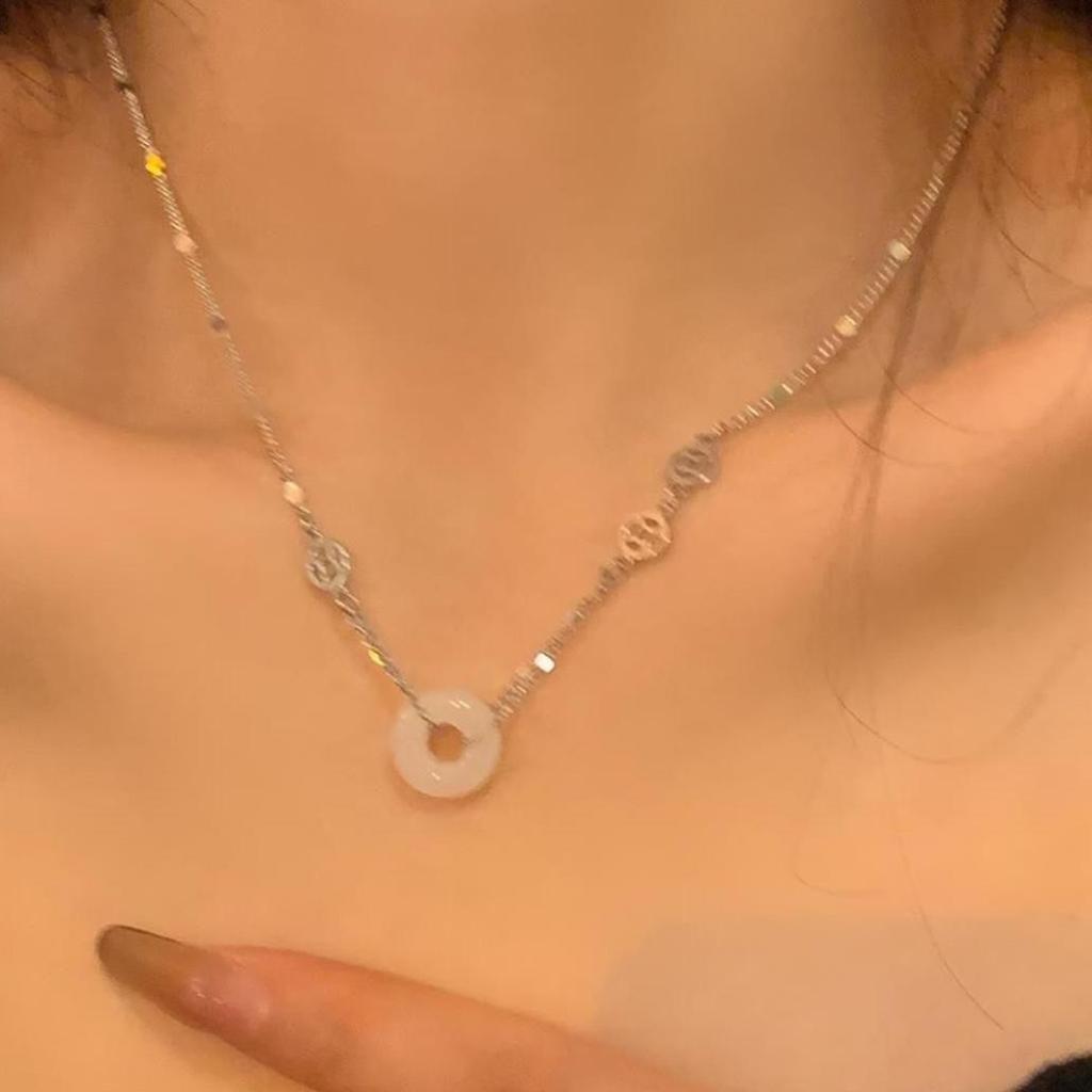 Ожерелье Xiaohongshu Gradual Change Love, женское ожерелье с цепочкой на ключицу в виде холодного ветра, высокое дизайнерское ожерелье