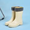Модная женская дождевая обувь, дождевые сапоги средней высоты, утолщенная нескользящая водонепроницаемая обувь для воды и универсальные водонепроницаемые резиновые сапоги