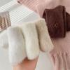 5 пар Женские Носки из Минкового Флиса с Вышивкой Сердечками Зимние Толстые Теплые Термоноски для Сна Повседневные Универсальные Женские Ежедневные Носки
