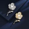 Высококачественная роскошная микро-инкрустированная брошь-цветок из циркония с жемчугом, трехмерная булавка для корсажа в виде камелии, аксессуары для платья, легкая роскошь