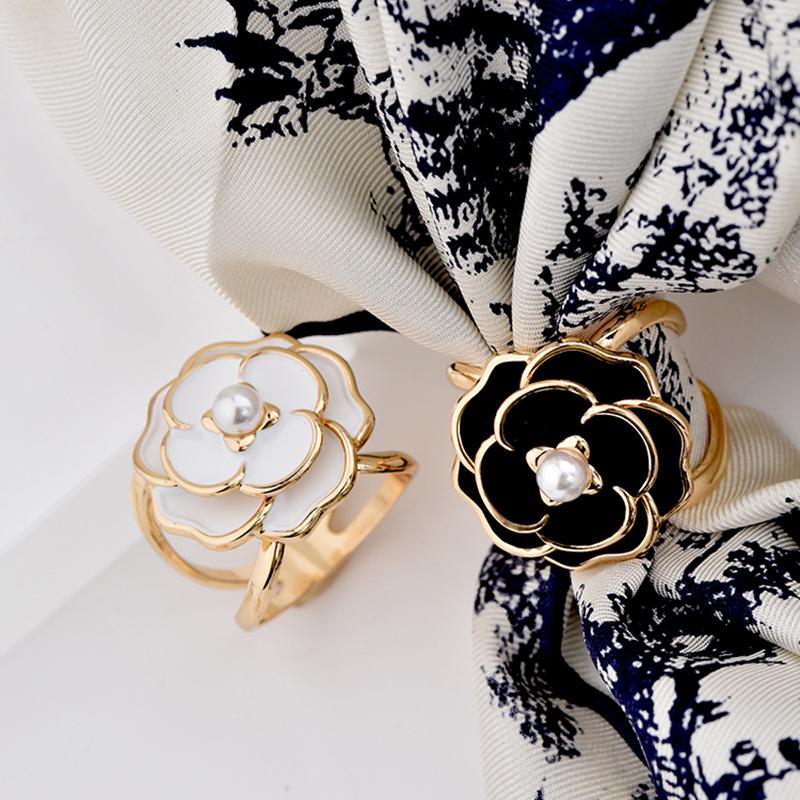 Simple Silk Scarf Buckle Jewelry Brooch, Camellia, Retro Temperament, High-end, Light, Luxury, Fashion Accessories