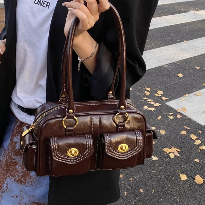 Retro Fashion Suede Shoulder Bag Multiple Pockets Motorcycle Crossbody Bag Underarm Bag Large Capacity Commuter Bag New Handbag