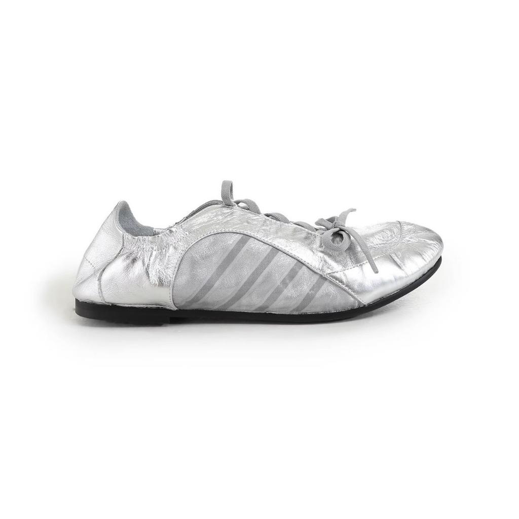 Нишевый дизайн балетные удобные тренировочные туфли 2025 лето бант плоская подошва вставки шнуровка повседневные одинарные туфли женские