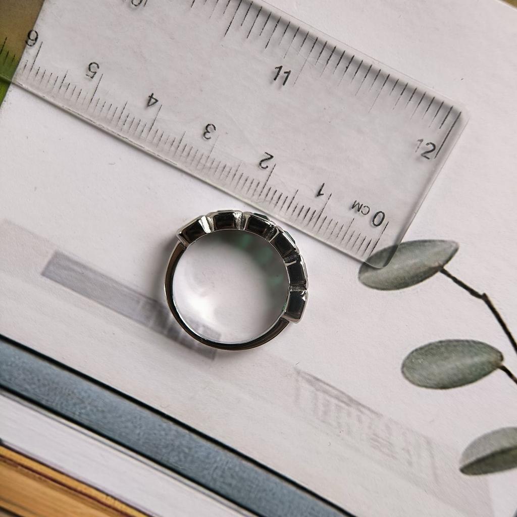 Silver Ring with Cubic Zirconia, Item Weight 3.21 G (60002296)