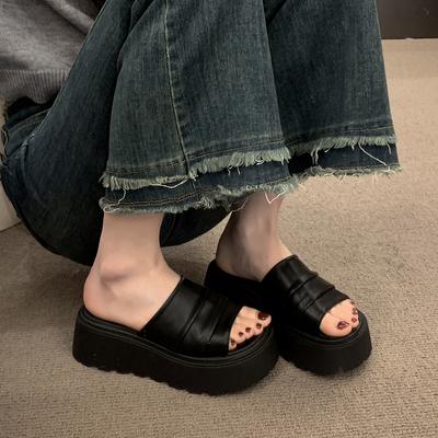 Женская обувь – Сандалии