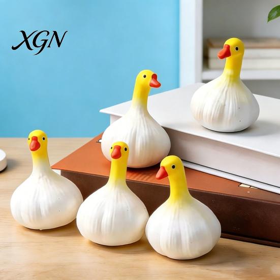 Kids Stress Toy Relief Garlic Duck Soft Stretchy Squeeze Sensory Hand Therapy Concentration Aid Exercise Relaxation Ball Party Favors