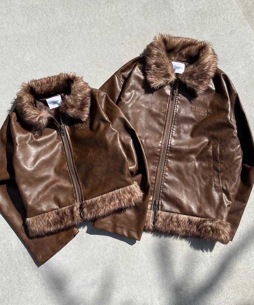 YEONGGEOSONG Oe Logo Leather Faux Fur Jacket_Brown