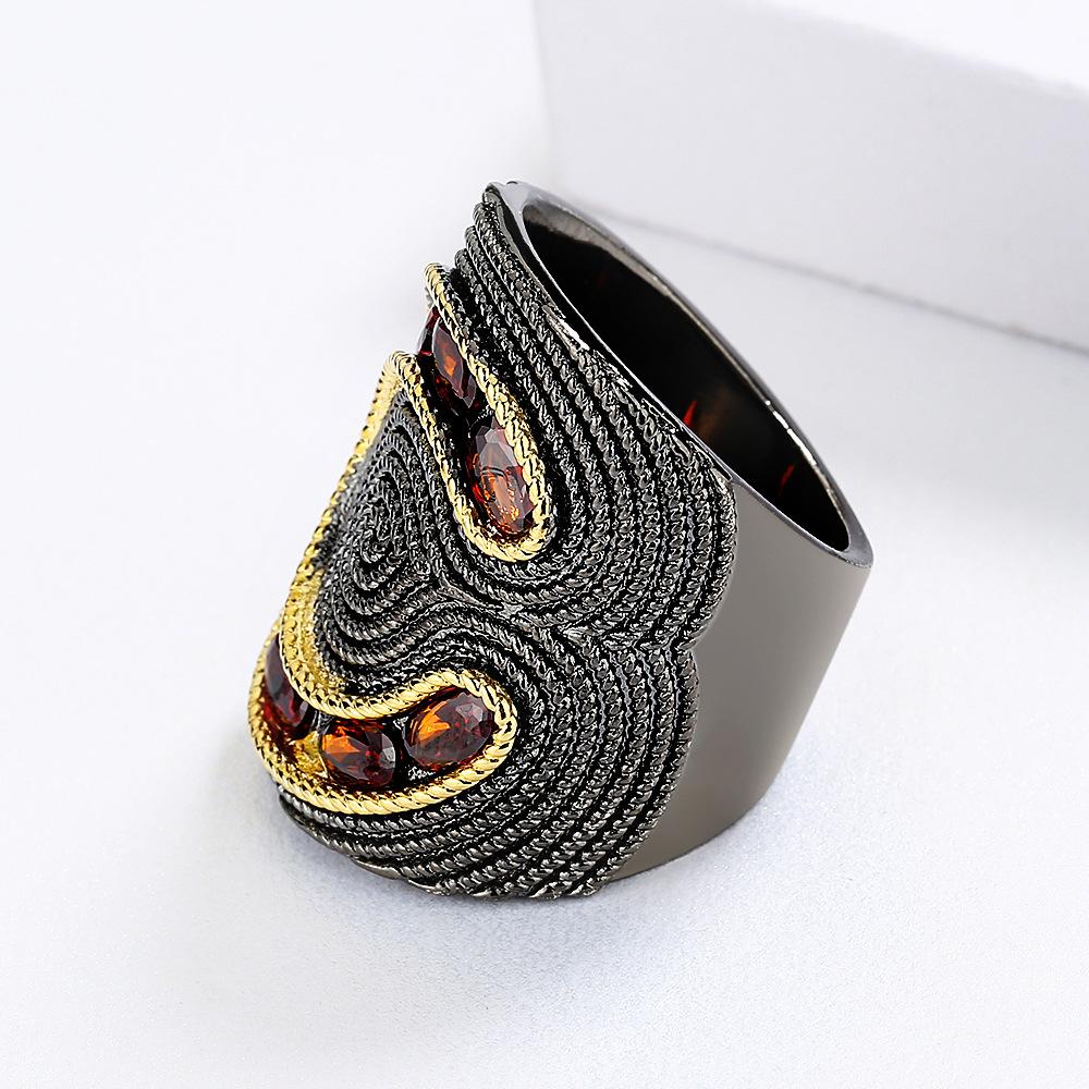 Новое женское кольцо, преувеличенное черное кольцо неправильной формы для пары, инкрустированное красным цирконом, ювелирные изделия, свадебное кольцо, кольцо для пары