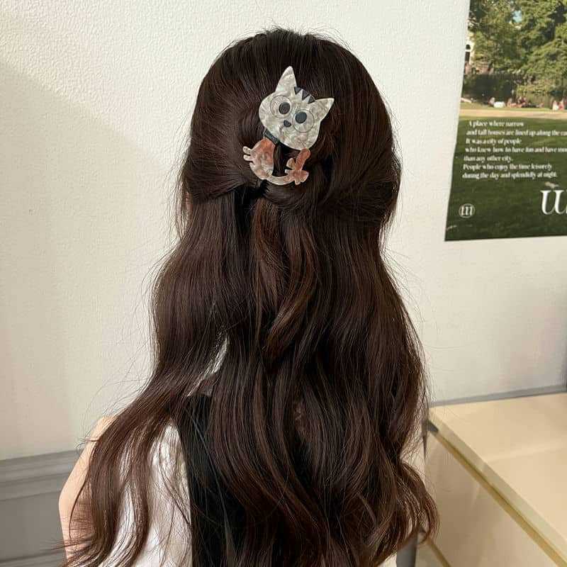 Cute Cartoon Cat Twist Hair Clips Trendy Plastic Cross Hairpins Grab Clip For Women Girls Hair Accessories Fashion Headwear Kid Gifts