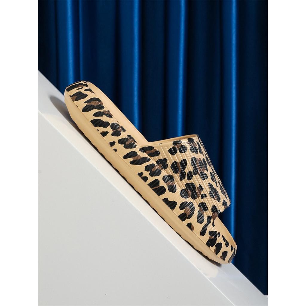 Ladies Slippers With Eva Fashionable Leopard Print Ladies Thick Soled Cloud Slippers For Vacation Beach Dormitory Plus Size Womens Shoes