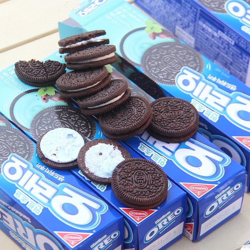 Korean OREO Mint Chocolate Cream Sandwich Cookies - Popular Snacks