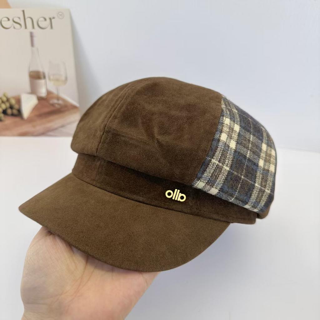 Octagonal hat women's autumn and winter new splicing retro literary cap shows a small face, travel shopping versatile hat