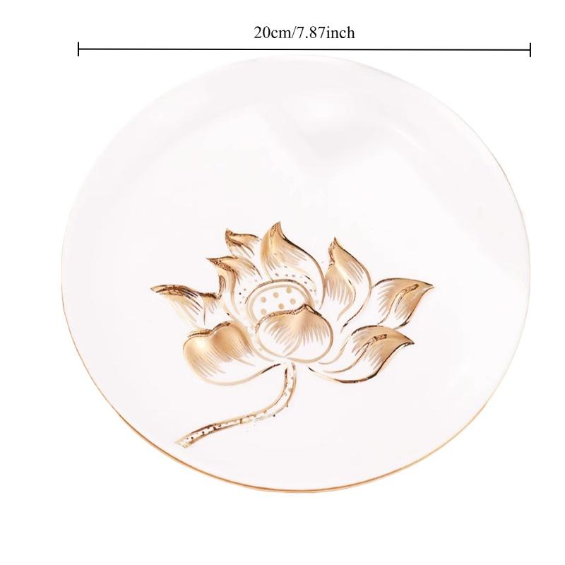 Подношение Будде фруктовой тарелки Поклонение богам дома, подношение Богу богатства с помощью керамических фруктовых тарелок Подношение Будде