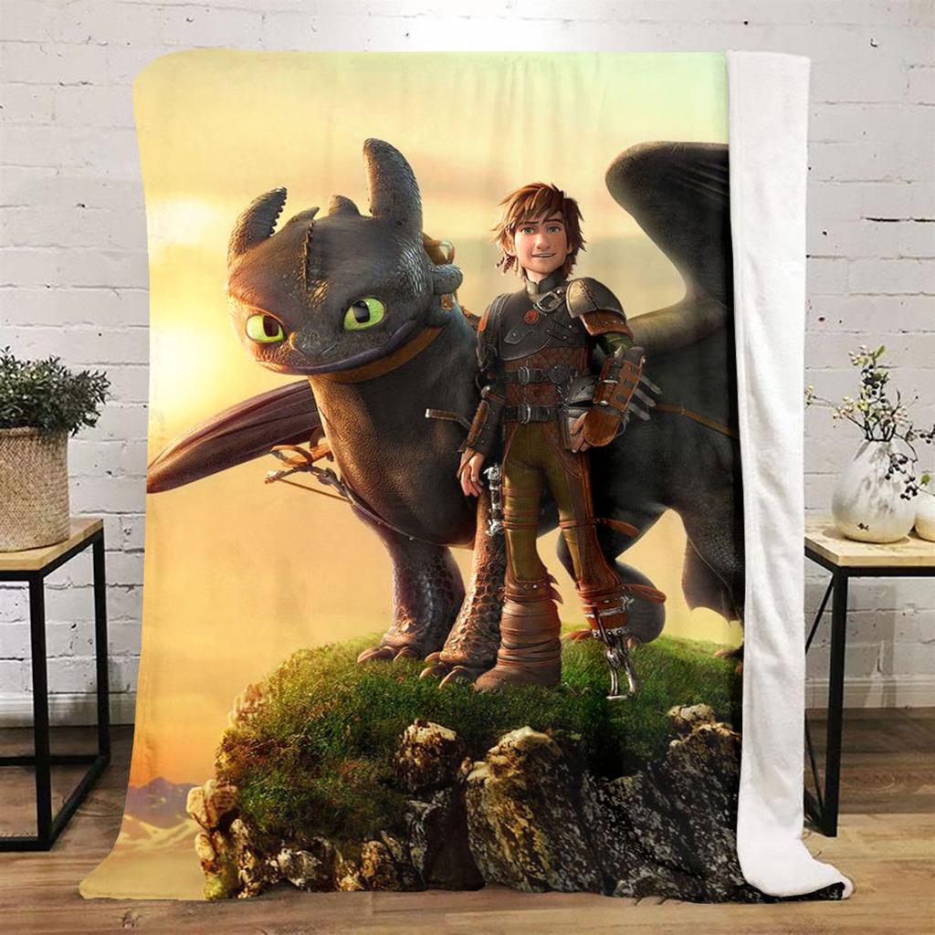 High-quality How to Train Your Dragon Toothless themed printed blanket. Soft and comfortable, a perfect gift for friends.