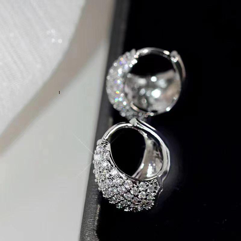 Современные высококачественные серьги-капли с блестящими бриллиантами 2025 года для женщин — роскошный, универсальный модный аксессуар