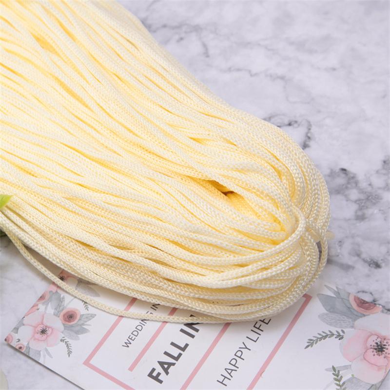 Легкое тело Кристалл средней толщины Шляпная нить Вязаная вручную весенне-летняя хрустальная нить Шерстяная нить Полая нить Подушка для вязания крючком