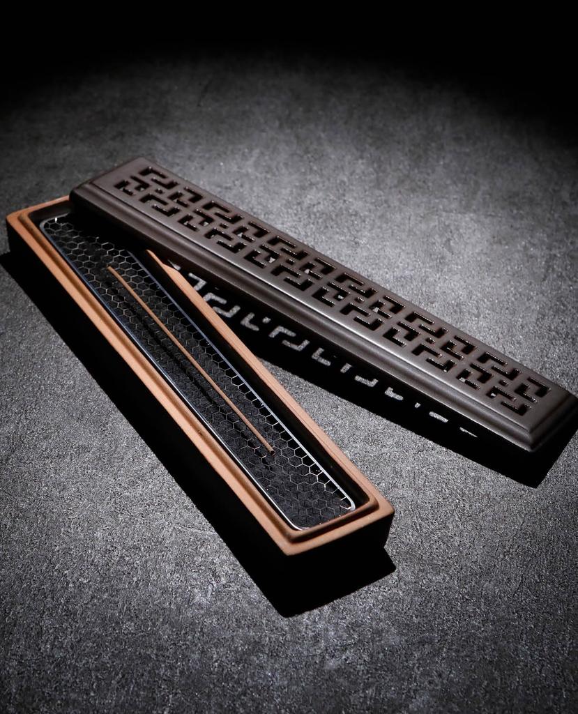 [Ceramic ash-free design] Safe, stylish ceramic incense holder with stainless steel net for horizontal placement. Portable and perfect for study,