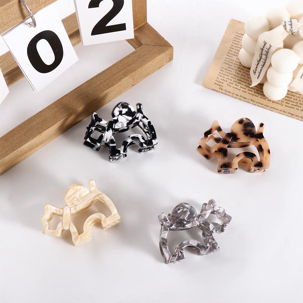 Design Girls Women Hair Accessories Animal Barrettes Dog Hollow Hair Claw Korean Style Hair Clip