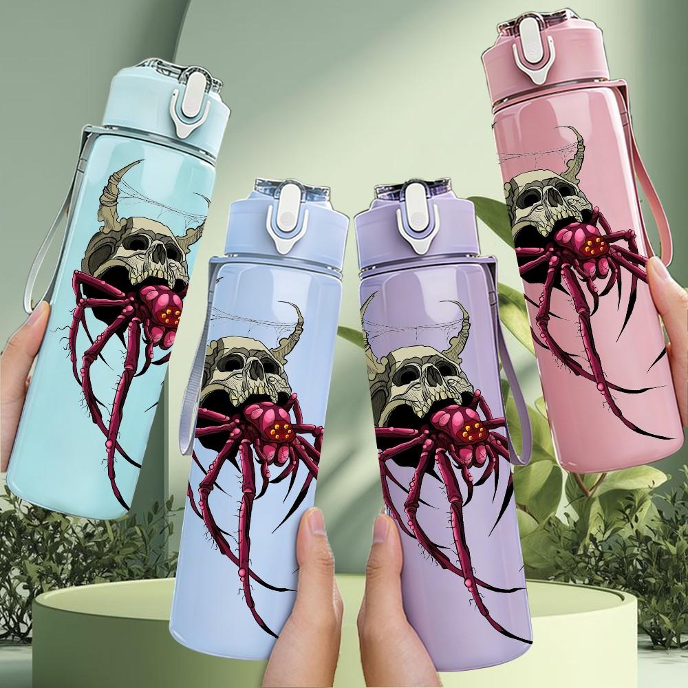 1PC Creepy Long Leg Spider 750ml Color Plastic Sports Water Bottle Leakproof Flip Straw Lid Suitable for Sports Office Home Use
