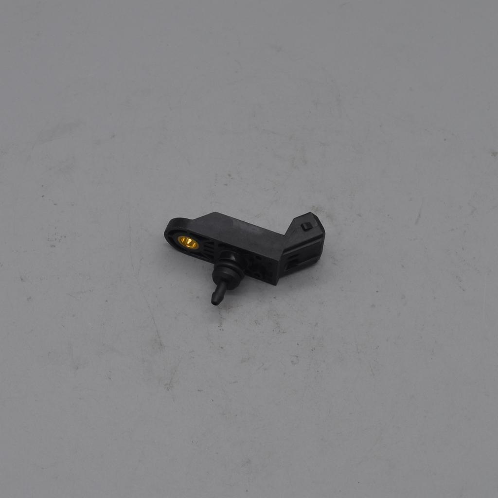 500cc Engine Intake Air Pressure Sensor for Benelli LEONCINO 500 / BN TNT TRK502 TRK502X