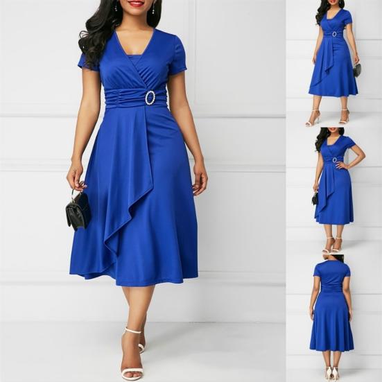 Вечернее женское платье миди большого размера однотонное с коротким рукавом и V-образным вырезом асимметричного кроя