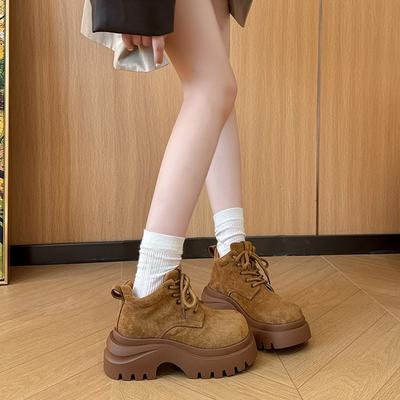 [Дядя Обувь] Узкие ретро ботинки Мартина женские в британском стиле короткие ботинки коричневые модные осенние увеличение роста толстая подошва 2025 суб