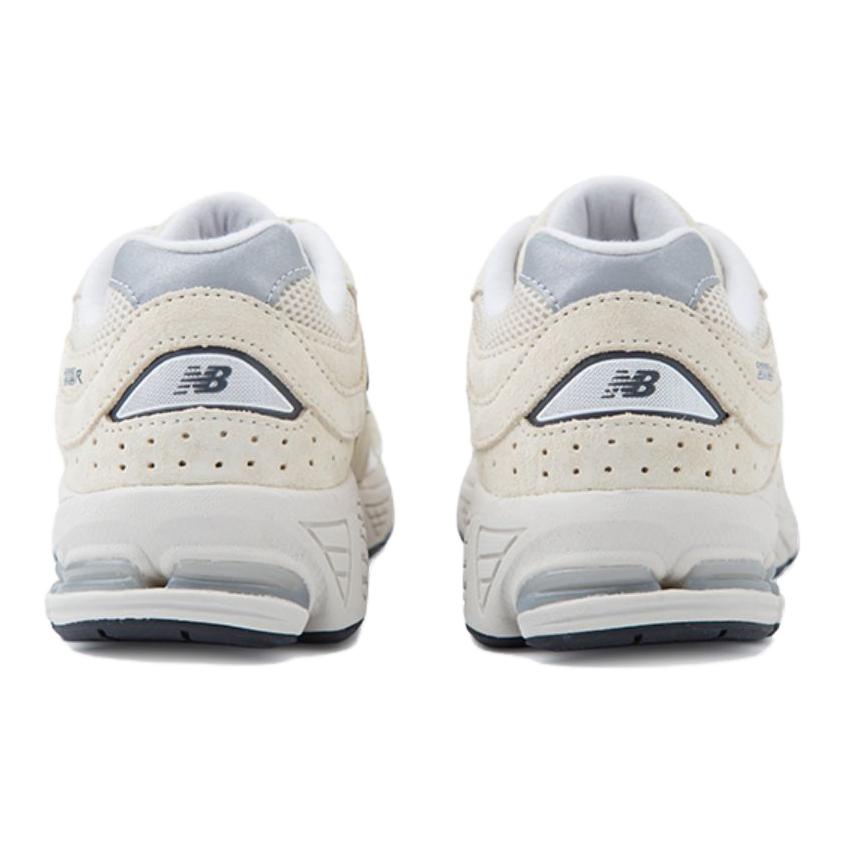 New Balance 2002R Кремово-белый Детский GC2002RE