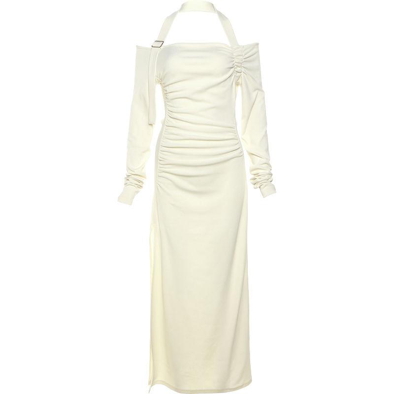 Осеннее вечернее вечернее интеллектуальное элегантное достойное зрелое платье с бретельками через шею сексуальное женственное чистое простое женское платье с длинным воротом