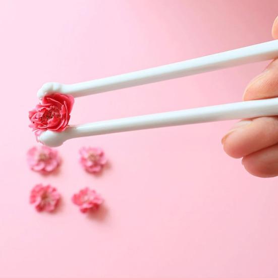 1 Pair Cat Paw Chopsticks Reusable Non-Slip Grip Chopsticks Cute Cat-themed Utensils for Cat Lovers Sushi Noodles Rice Dining