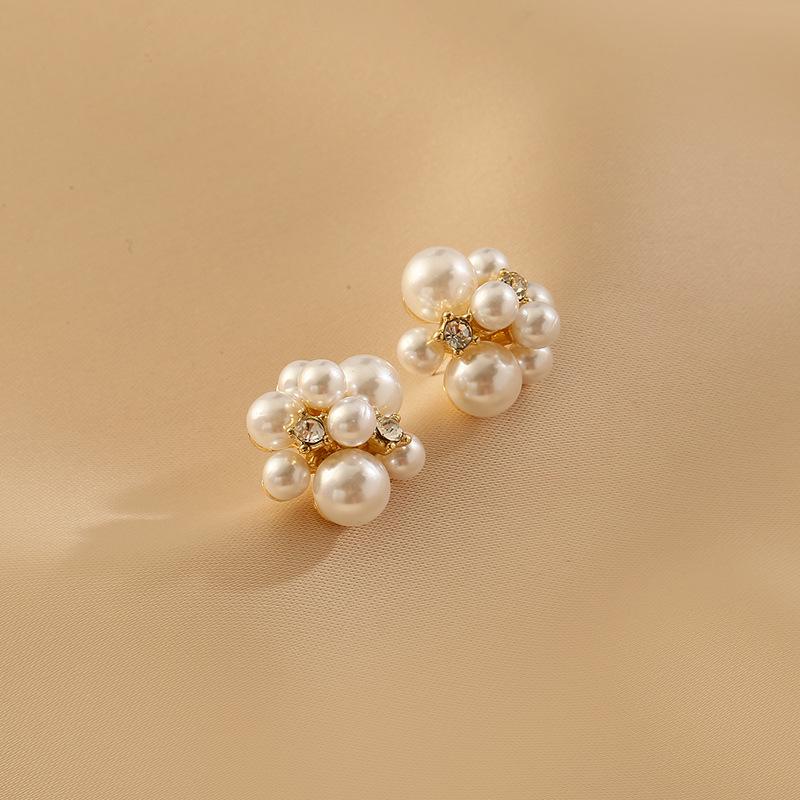 S925 Silver Pearl Flower Stud Earrings: Elegant French Luxury Rhinestone Design for Women