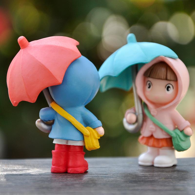 New Anime Cartoon Characters Umbrella Raincoat Girl Mini Pvc Action Figure Doll Decoration Decoration