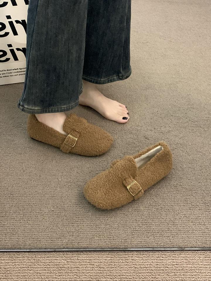 Пушистые туфли на плоской подошве для женской верхней одежды 2025 новая осень и зима обувь на одной педали с мехом нежный белый Мэри Джейн хлопковые туфли