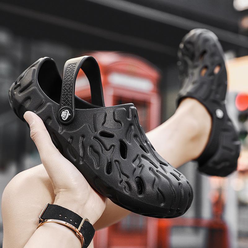 Large Size 49 Hole Shoes Men's Summer Wear Men's Bag Head Slippers Stepping On Shit Feeling Driving Outdoor Fashion Beach Shoes