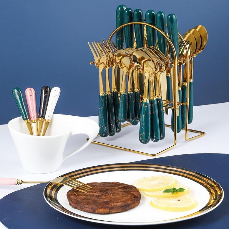 24 шт. Набор столовых приборов с ручкой: нож, вилка, ложка. Набор столовых приборов. Дорожный набор столовых приборов. Набор посуды. Столовые приборы из нержавеющей стали. Темно-зеленый