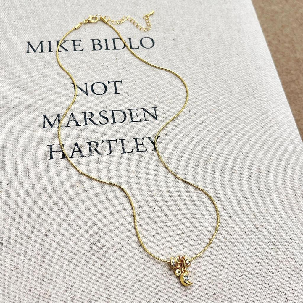 Золотое ожерелье: Элегантная цепочка на ключицу 2024 - новый стильный женский аксессуар