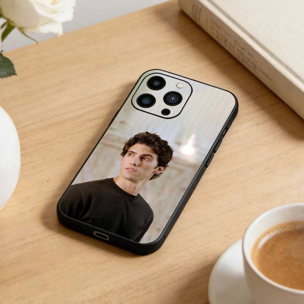 Чехол для телефона с Майло Вентимилья для iPhone17,16,15,14,13,12 Plus,Max Мягкий Силиконовый Черный Чехол