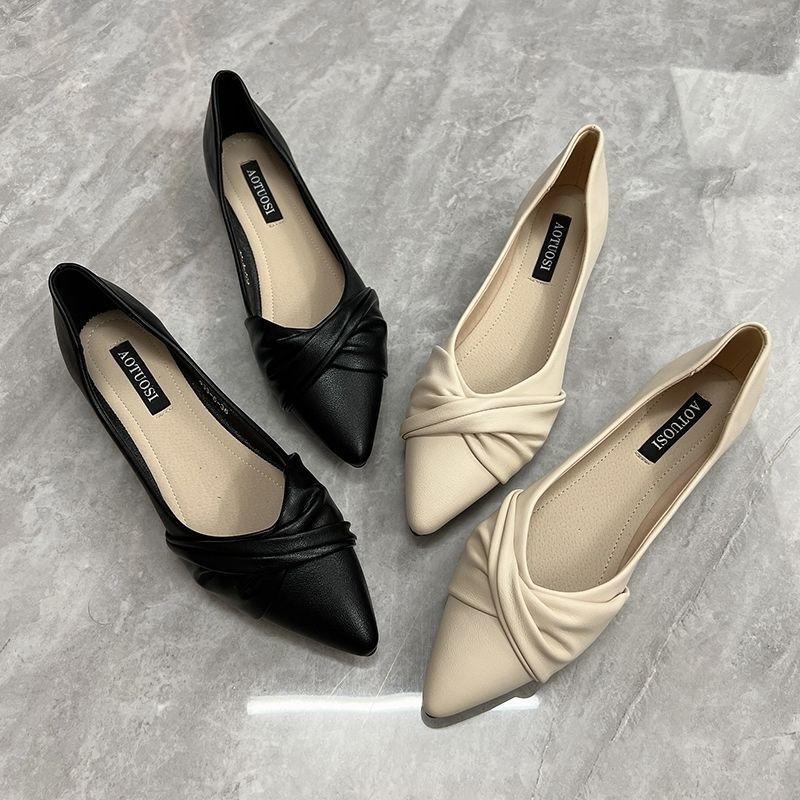 Version Pointed Single Shoes Women's Summer New Spring and Summer Temperament Flat Bottom Nude Shoes Light Mouth Soft Sole