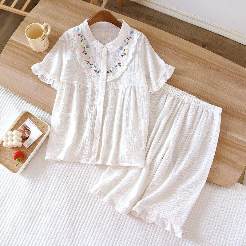 Spring and Summer 2025 New Women's Pajama Suit 100% Cotton Crepe Short-sleeved Capris Embroidered Round-neck Household Clothes