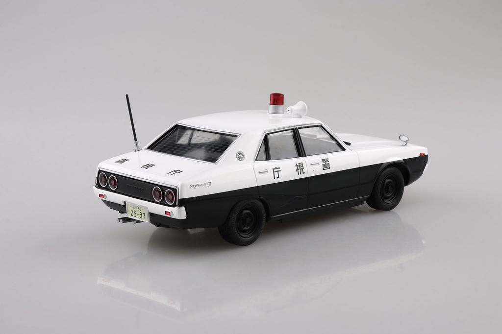 Aoshima Bunka Kyozai Серия Модельных Автомобилей Nissan GC110 Skyline Полицейская Машина Пластиковая Модель 1/24 №SP `72 (Автомобиль)
