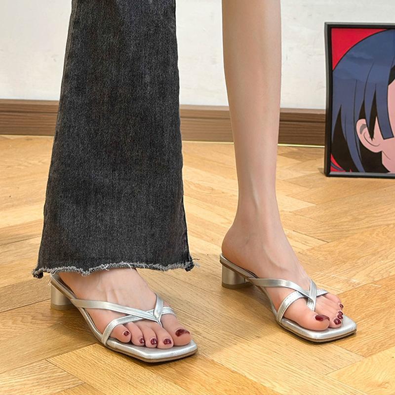 French Evening Slippers Outer Women's Shoes Summer 2025 New Thick Heel Square Toe Silver Sandals