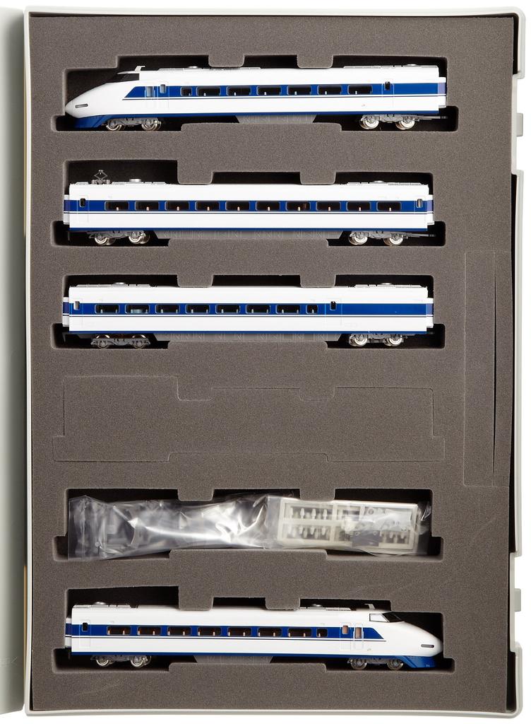 TOMIX N Gauge 100 Series Tokaido Sanyo Shinkansen Basic Set 92286 Railway Model Train