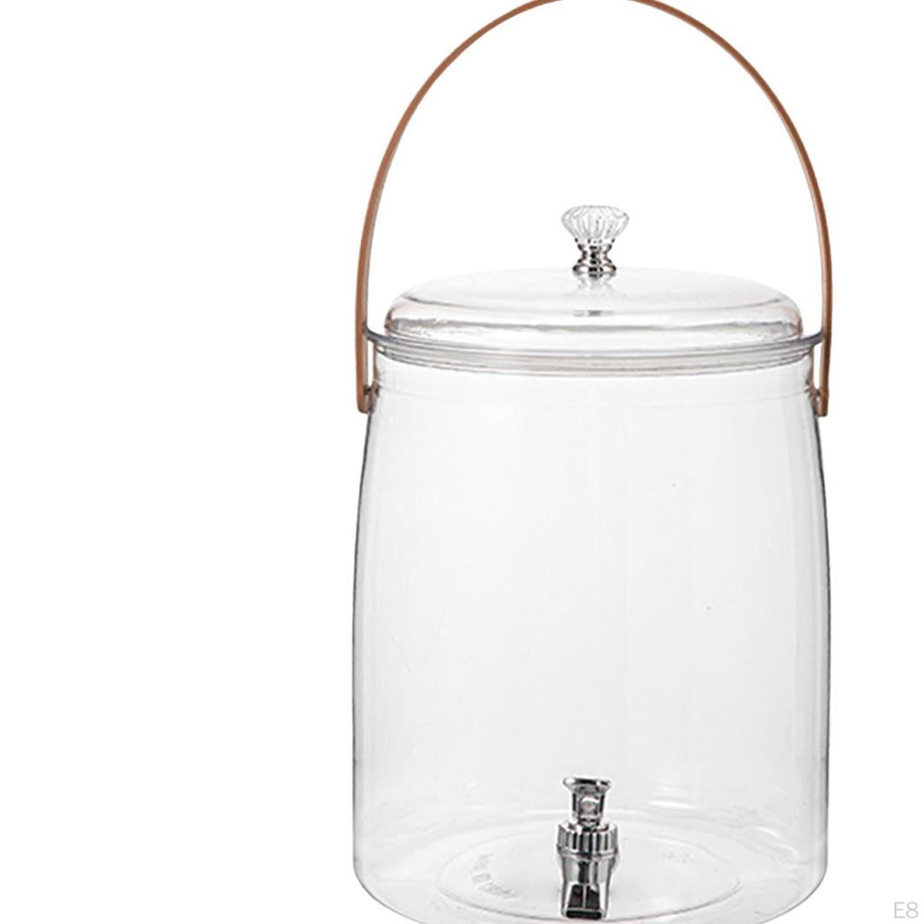 Контейнер для напитков с краном для домашнего и уличного использования