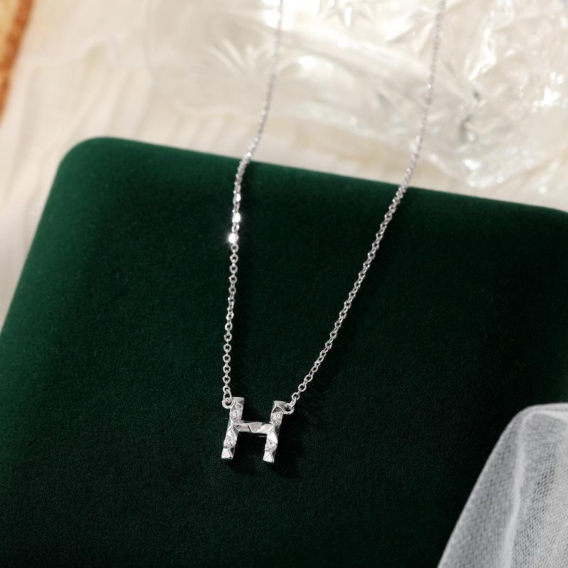 Ожерелье Banyan Tree S925 Silver Diamond с английскими буквами - элегантная и универсальная цепочка для ключицы для женщин