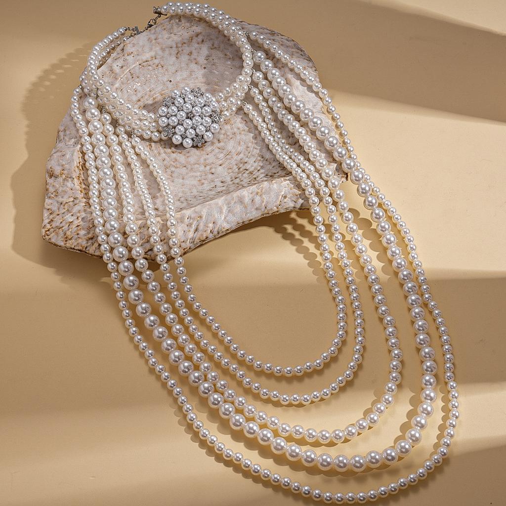 European and American exaggerated diamond-set imitation pearl beaded multi-layer sweater chain personalized niche necklace