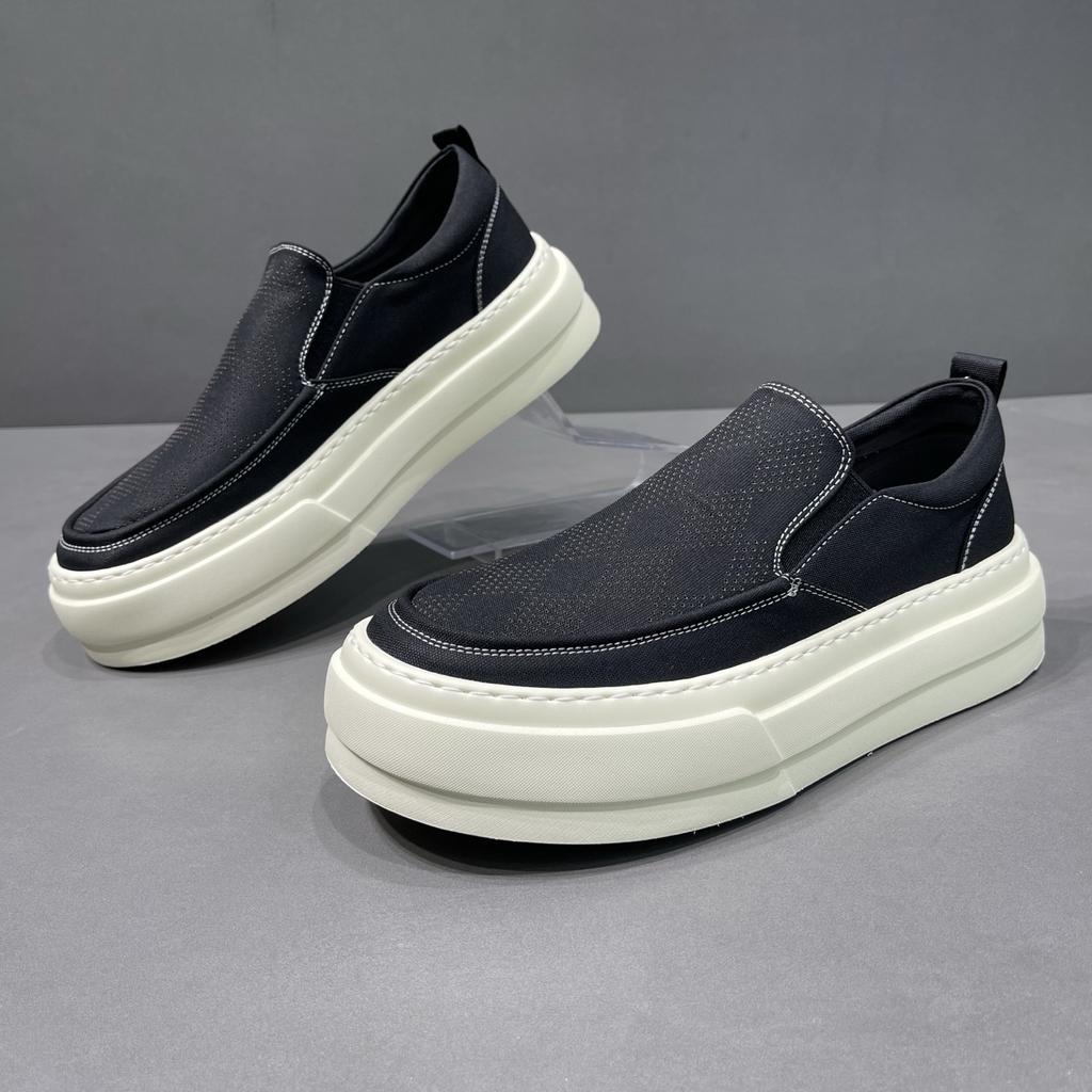 2026 new men's shoes summer ice silk cloth shoes light and breathable foot cover lazy shoes mesh