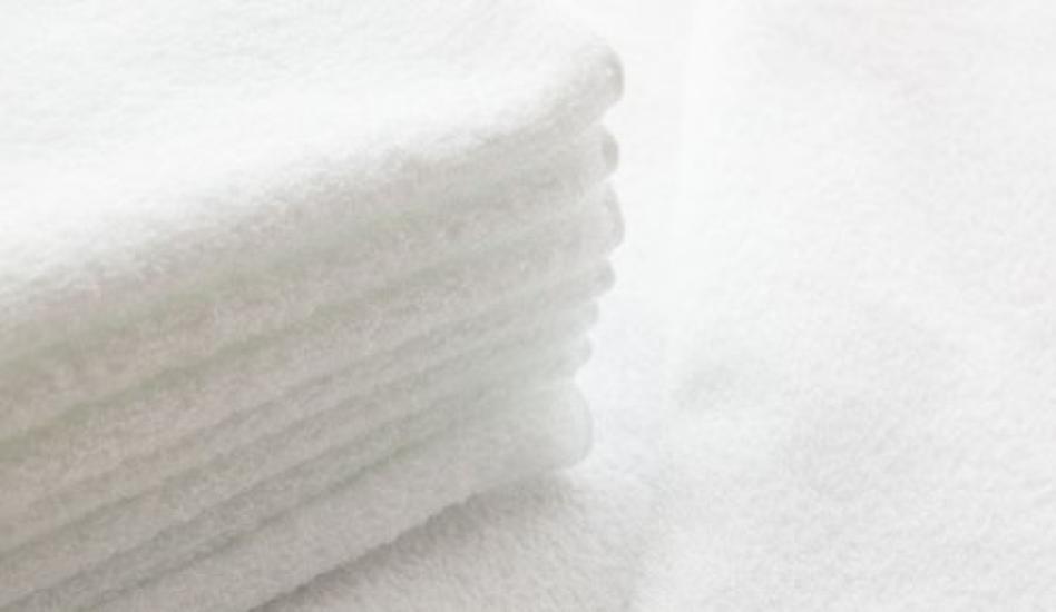 White Face 230 Set of Made in Japan Durable Towels, Momme, 10, "Taoru Komachi" Towels, Absorbent, Quick-Drying,