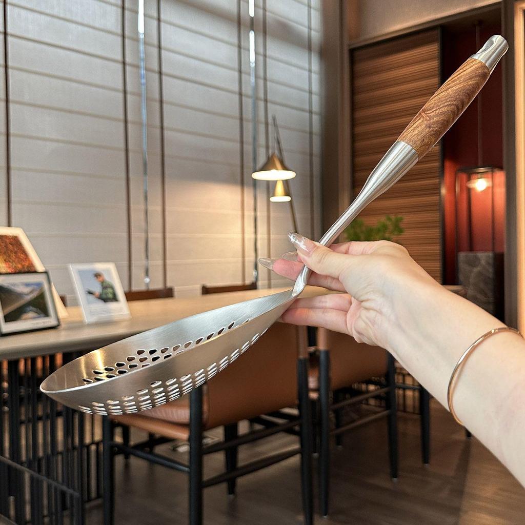 Кухонная ложка-дуршлаг из нержавеющей стали 304 с длинной ручкой для слива, лапши, жарки и приготовления рагу.