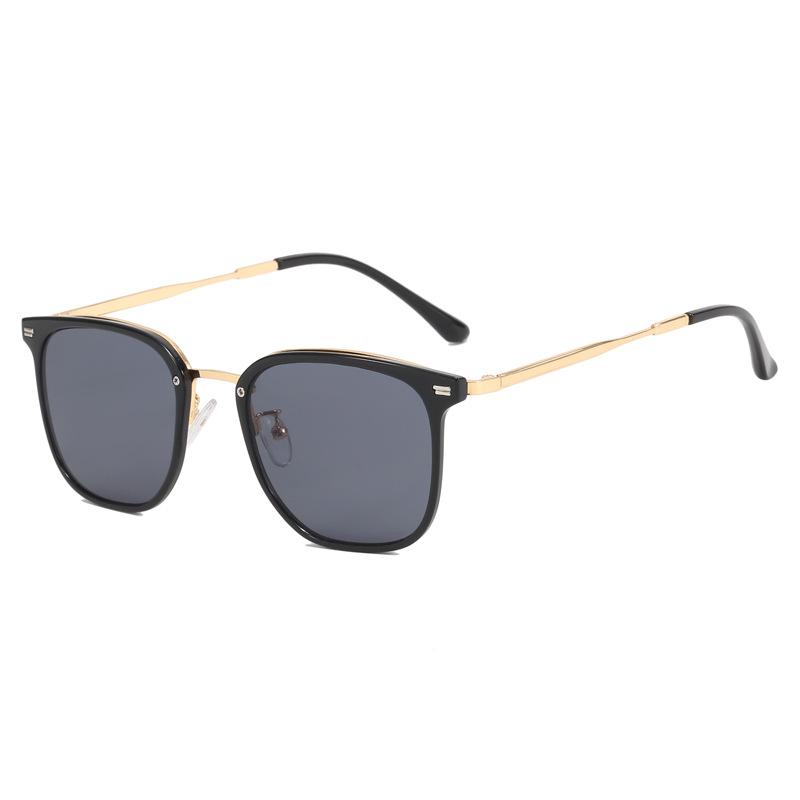 Fashion Rivets Decoration Sunglasses Women Square Shape Anti-Glare Sun Glass For Men European American Style Female Sunglass
